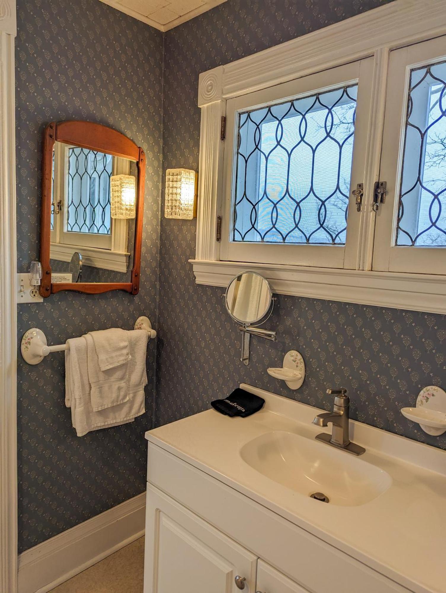 واتكينس غلين Hudson Manor Bed & Breakfast المظهر الخارجي الصورة